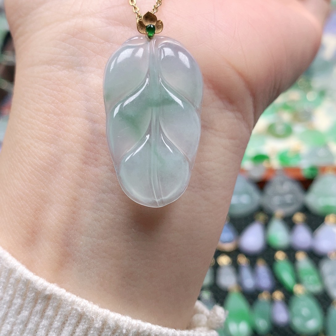 吊坠(不含链)18K金镶嵌翡翠