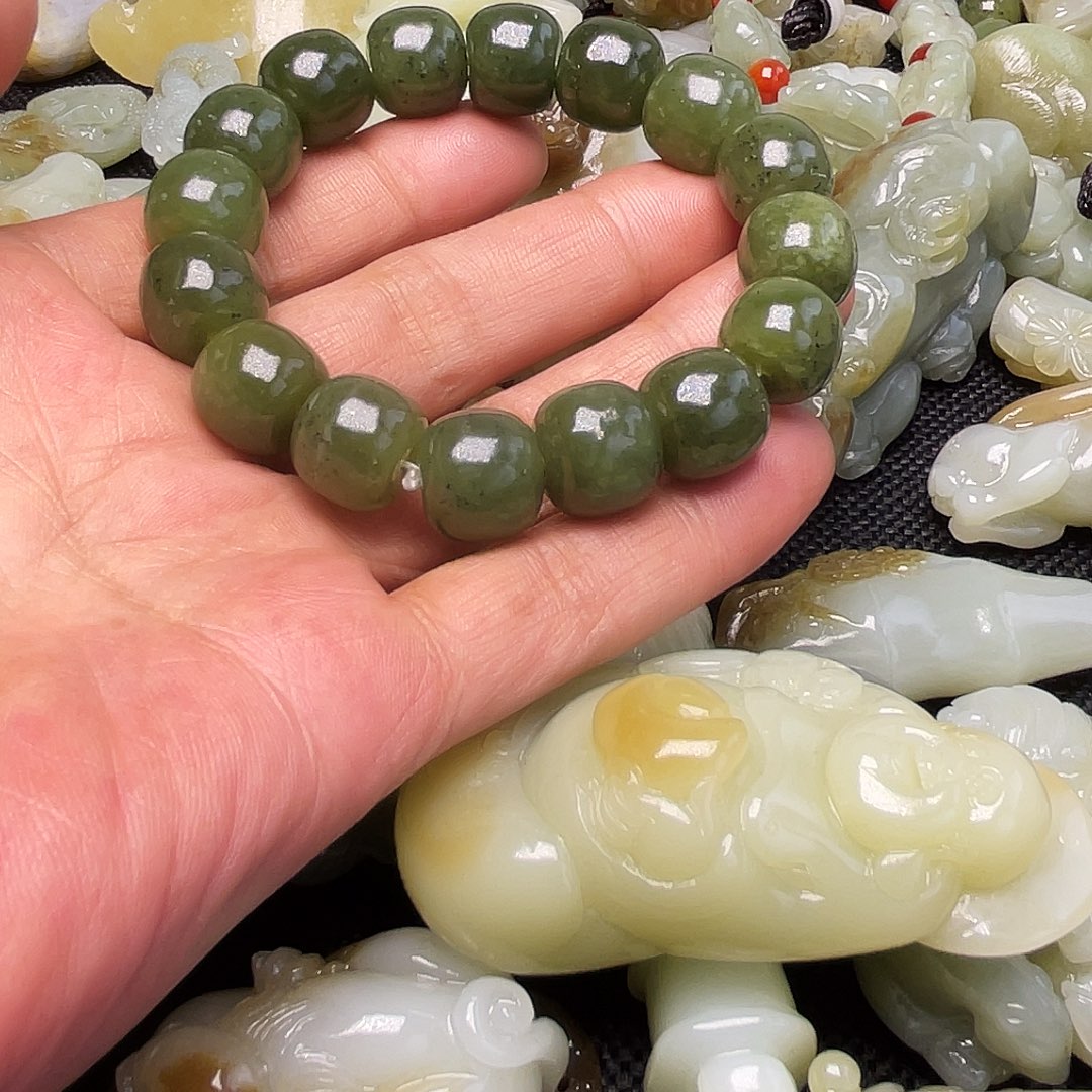 和田玉手链未镶嵌刘*手