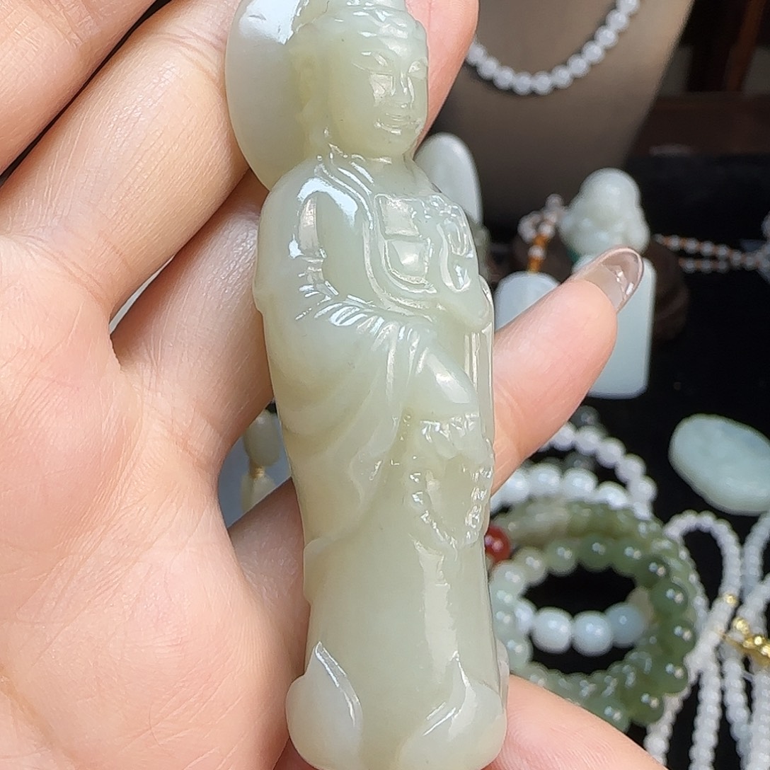 和田玉未镶嵌颈饰定制发货