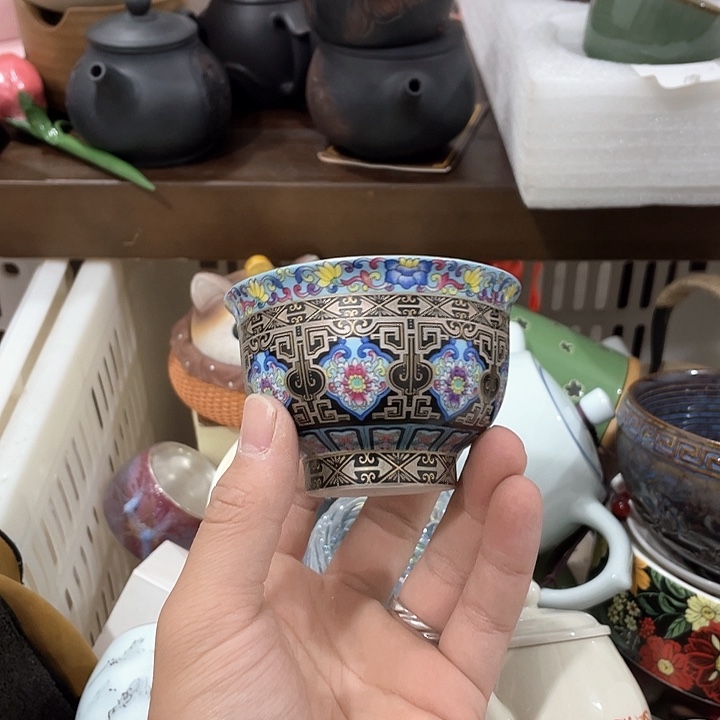陶瓷茶具全部清清完回家过年