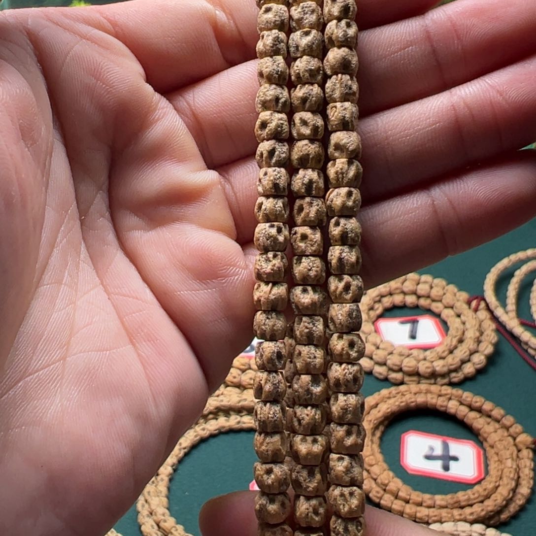 柏香籽/百香籽吊坠A14