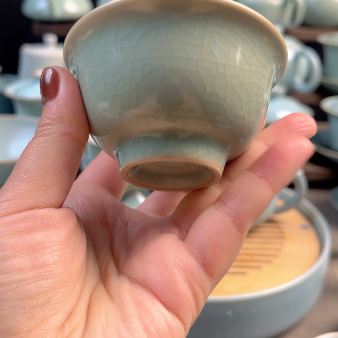 摆件陶瓷仿古釉压手杯原矿