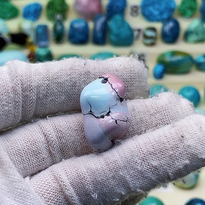 绿松石配饰未镶嵌