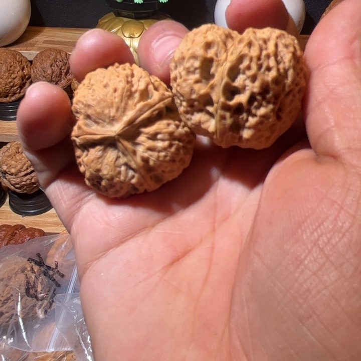 吊坠文玩核桃滇西104