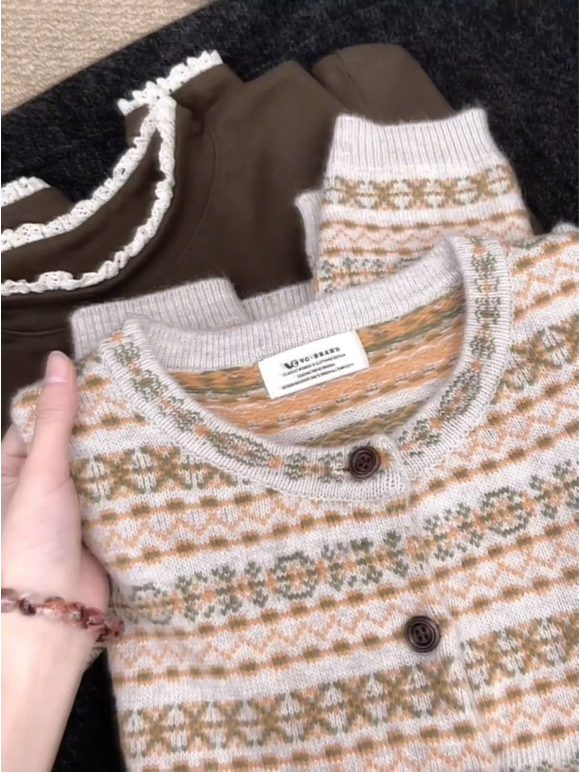 太阳花费尔岛圆领长袖毛衣开衫女上衣