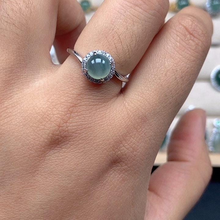 翡翠未镶嵌戒指戒指