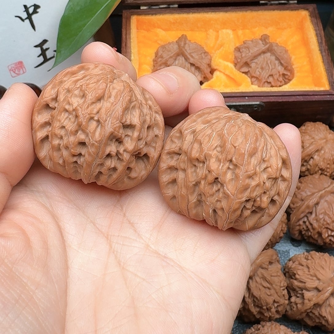 文玩核桃把件38磨盘全品