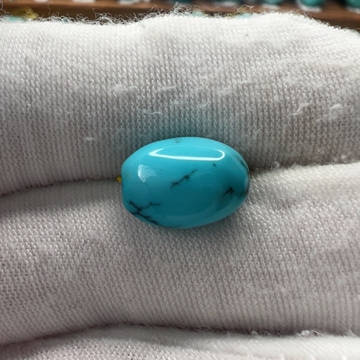 绿松石未镶嵌随形9mm