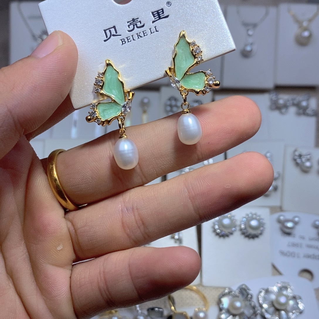 未镶嵌耳饰淡水珍珠