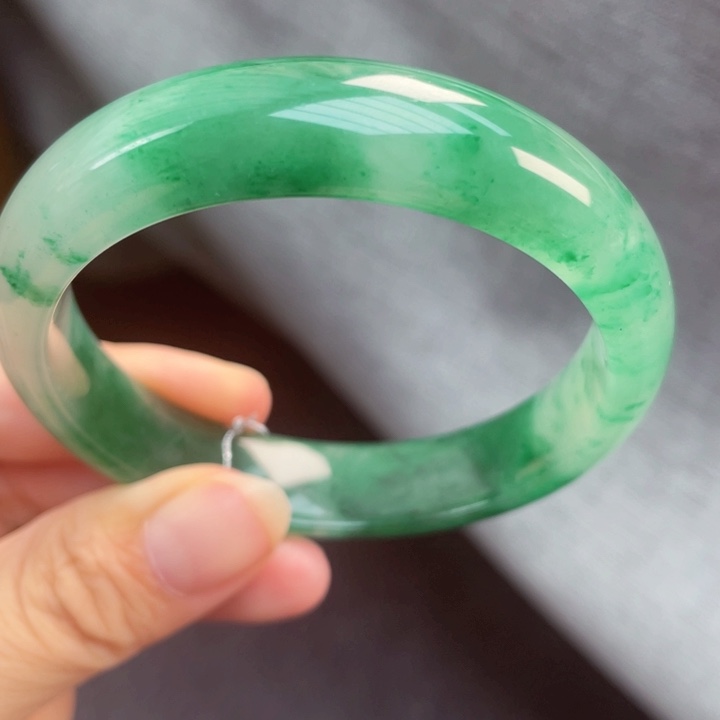 石英质玉手镯未镶嵌54 －55