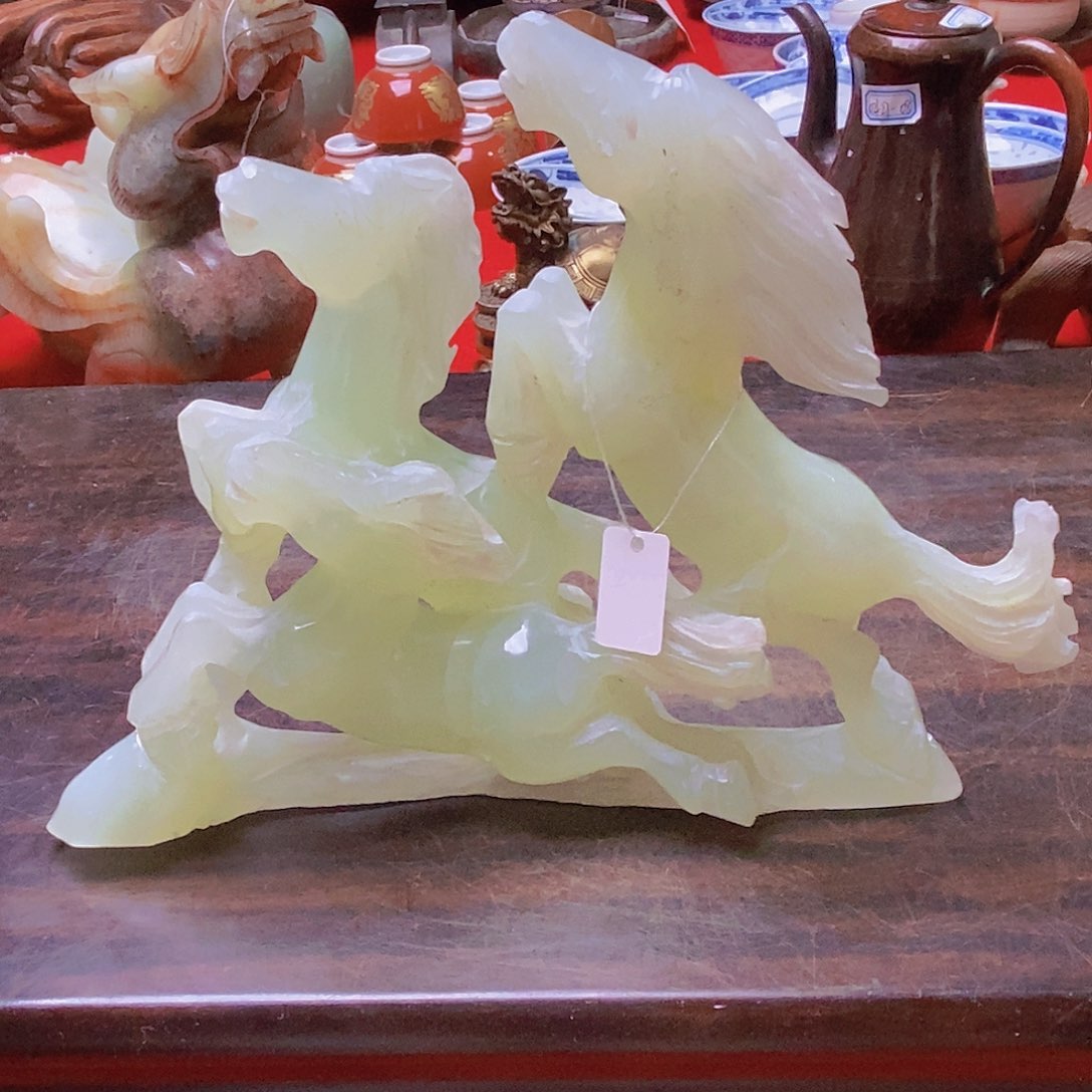 马到成功玉石摆件 默认瑕疵