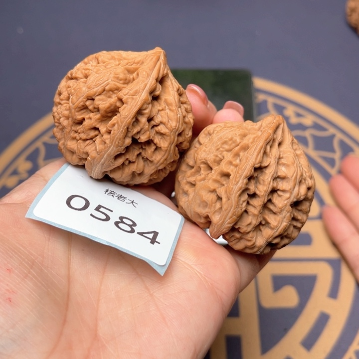 文玩核桃把件45大粗进 0584