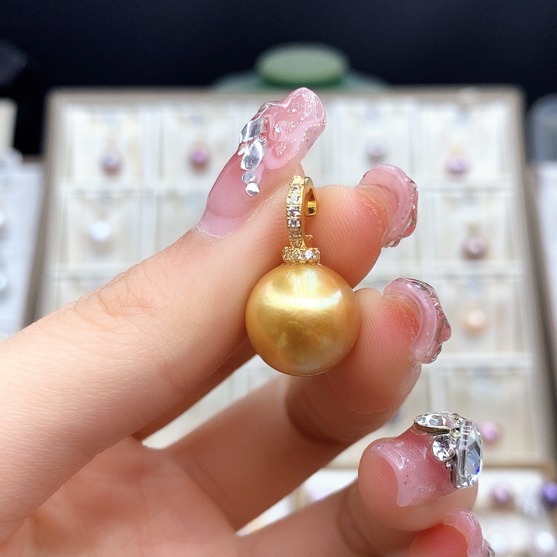 淡水珍珠颈饰合金