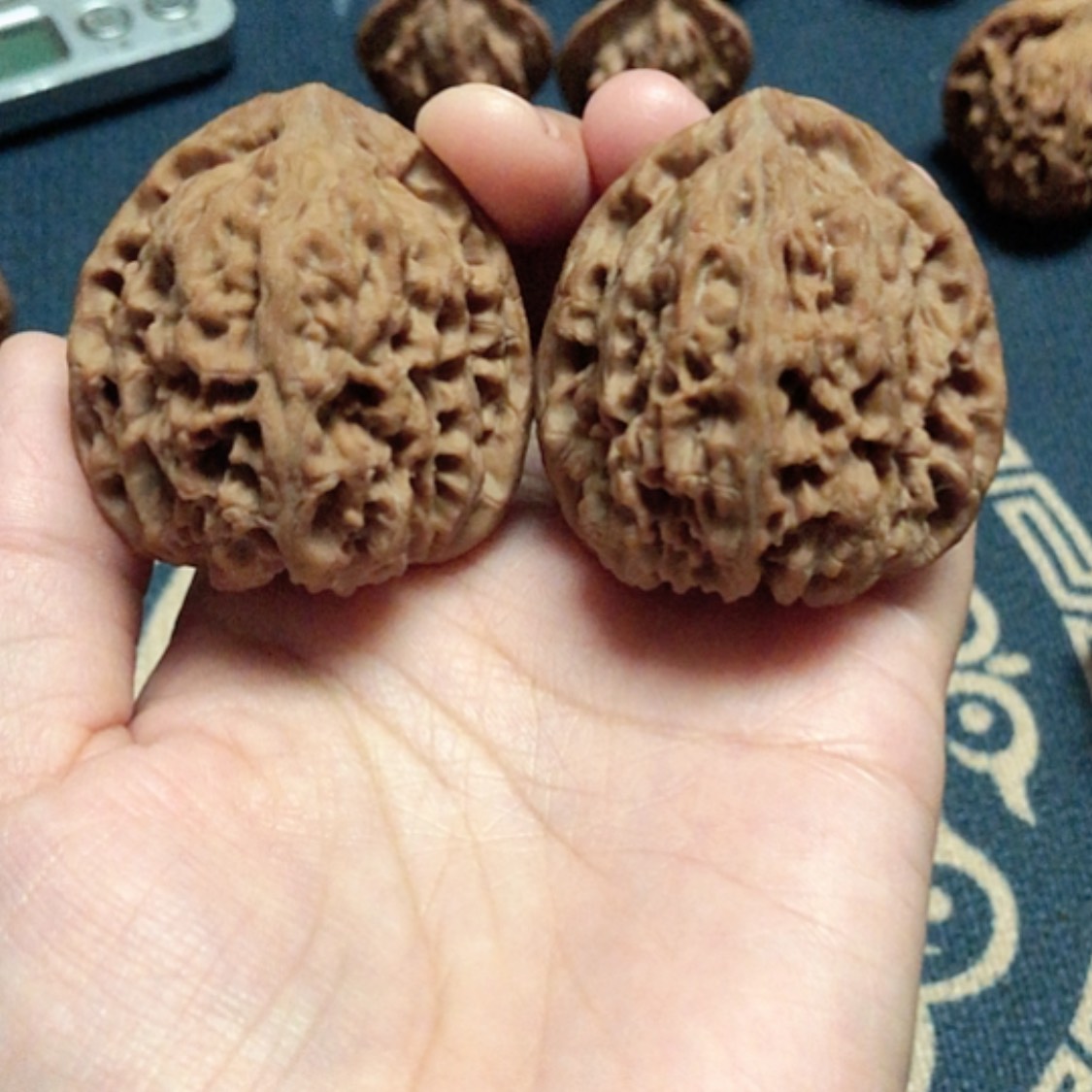 【闪购商品】吊坠文玩核桃钓**孩一代南疆