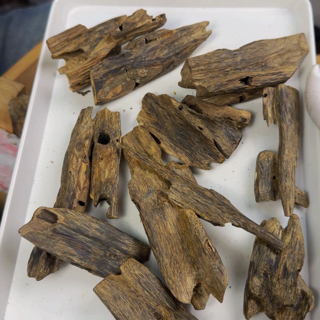 沉香沉香碎屑海南白棋虫漏香192克