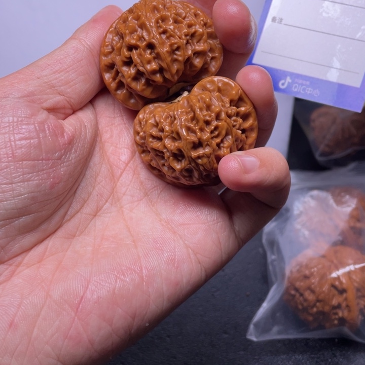 文玩核桃吊坠宫灯 42