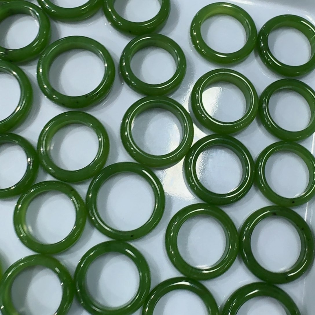 颈饰未镶嵌和田玉多样性发货，拍一发一