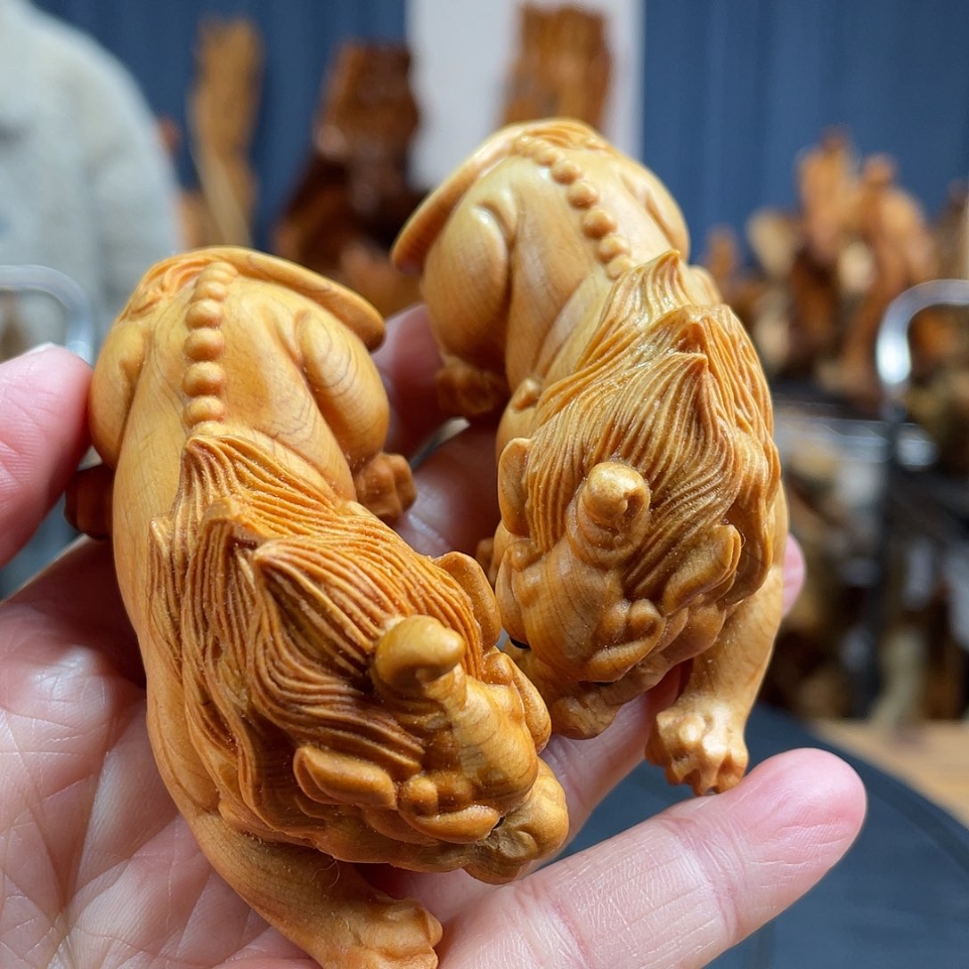 柏木（崖柏）手把件