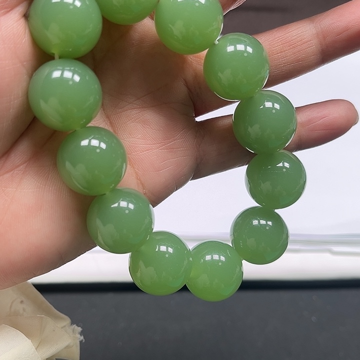 和田玉（黄玉）未镶嵌颈饰