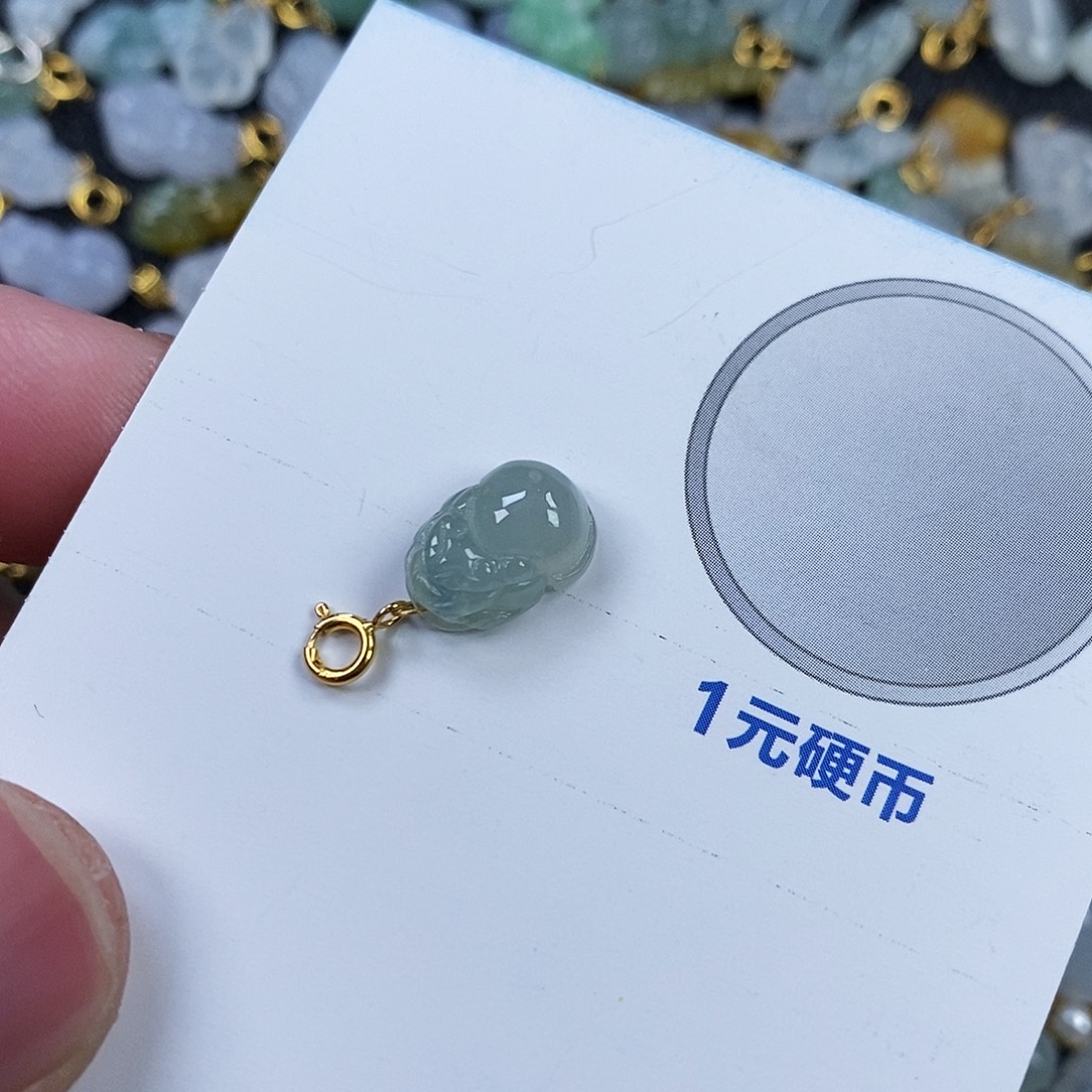 翡翠颈饰18K金镶嵌貔貅