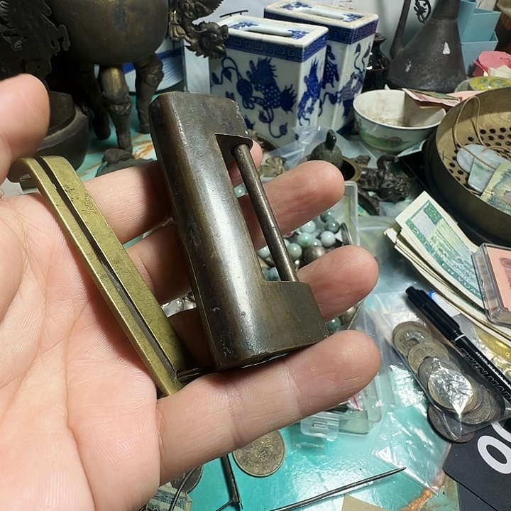 往***零铜铁合金类废旧金属制品