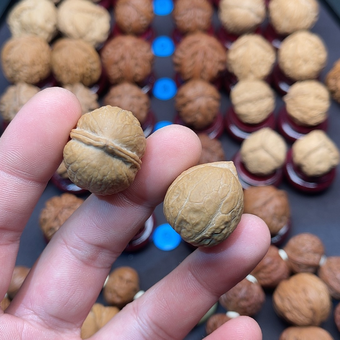 文玩核桃把件小寿桃