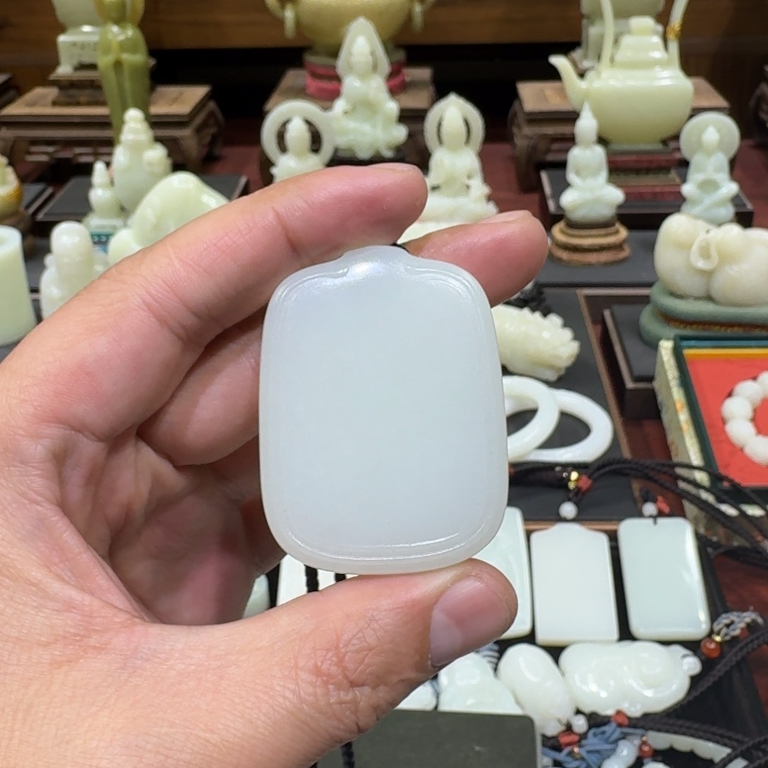 【闪购商品】和田玉挂件未镶嵌新****电