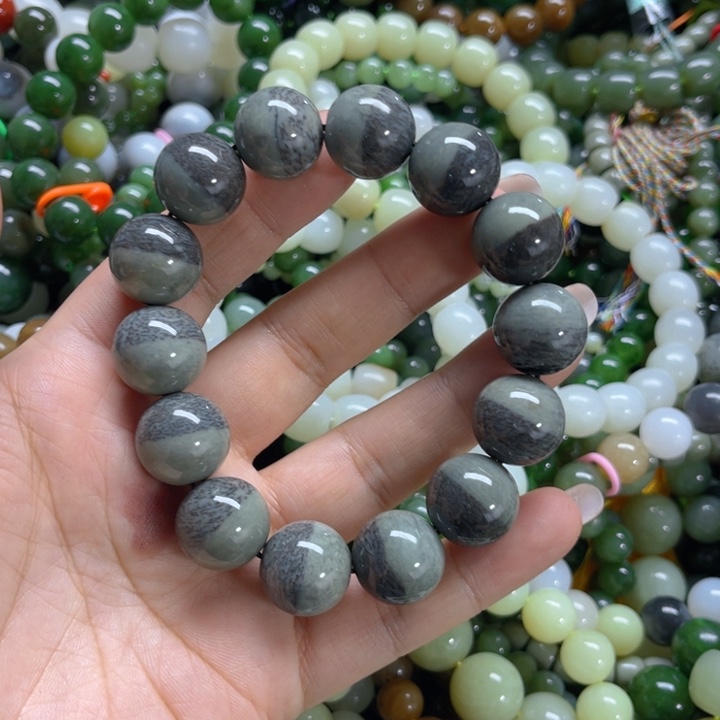 手链未镶嵌和田玉