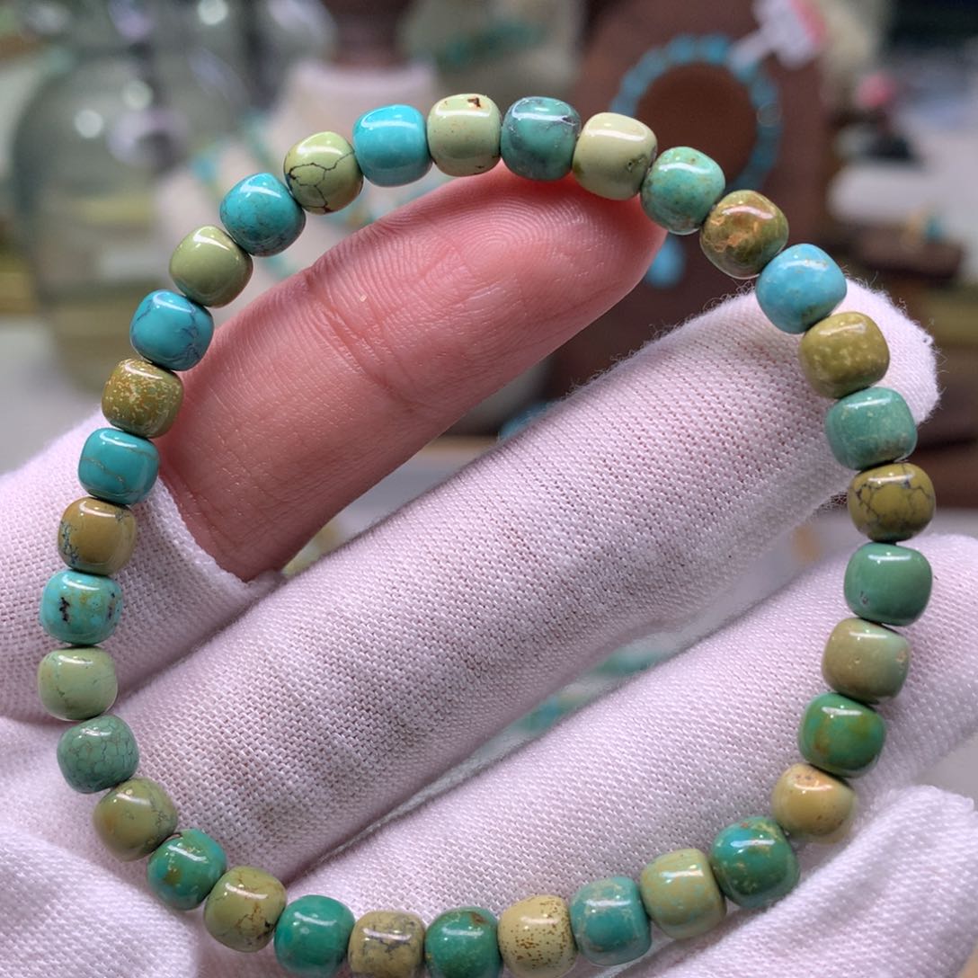 绿松石配饰未镶嵌