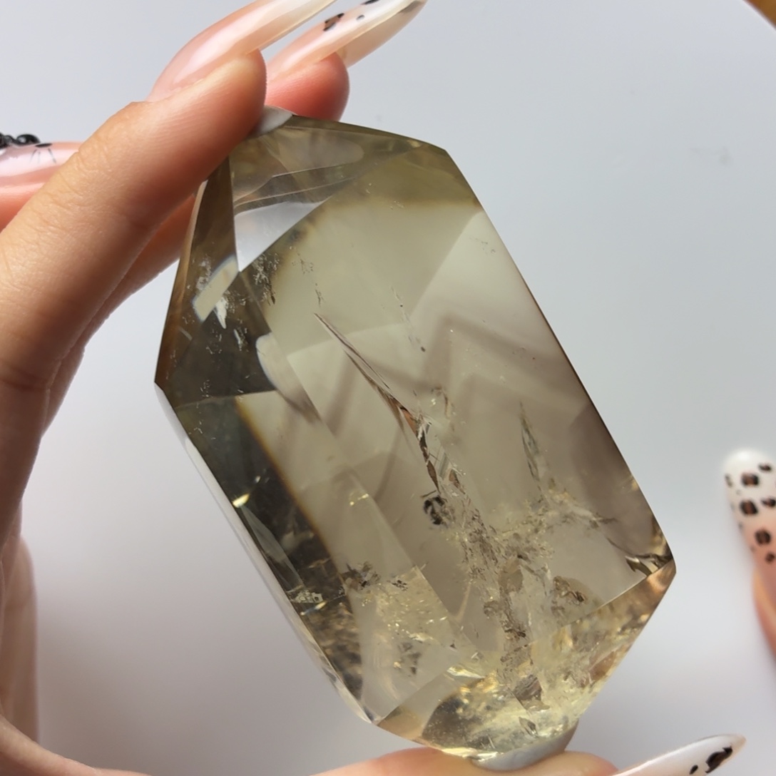 黄晶未镶嵌珠宝半成品影山爆彩矿标