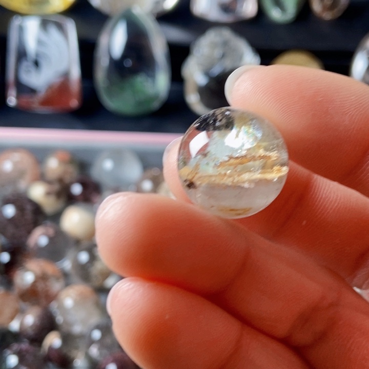 水晶颈饰未镶嵌阿***～17.8mm晶中石