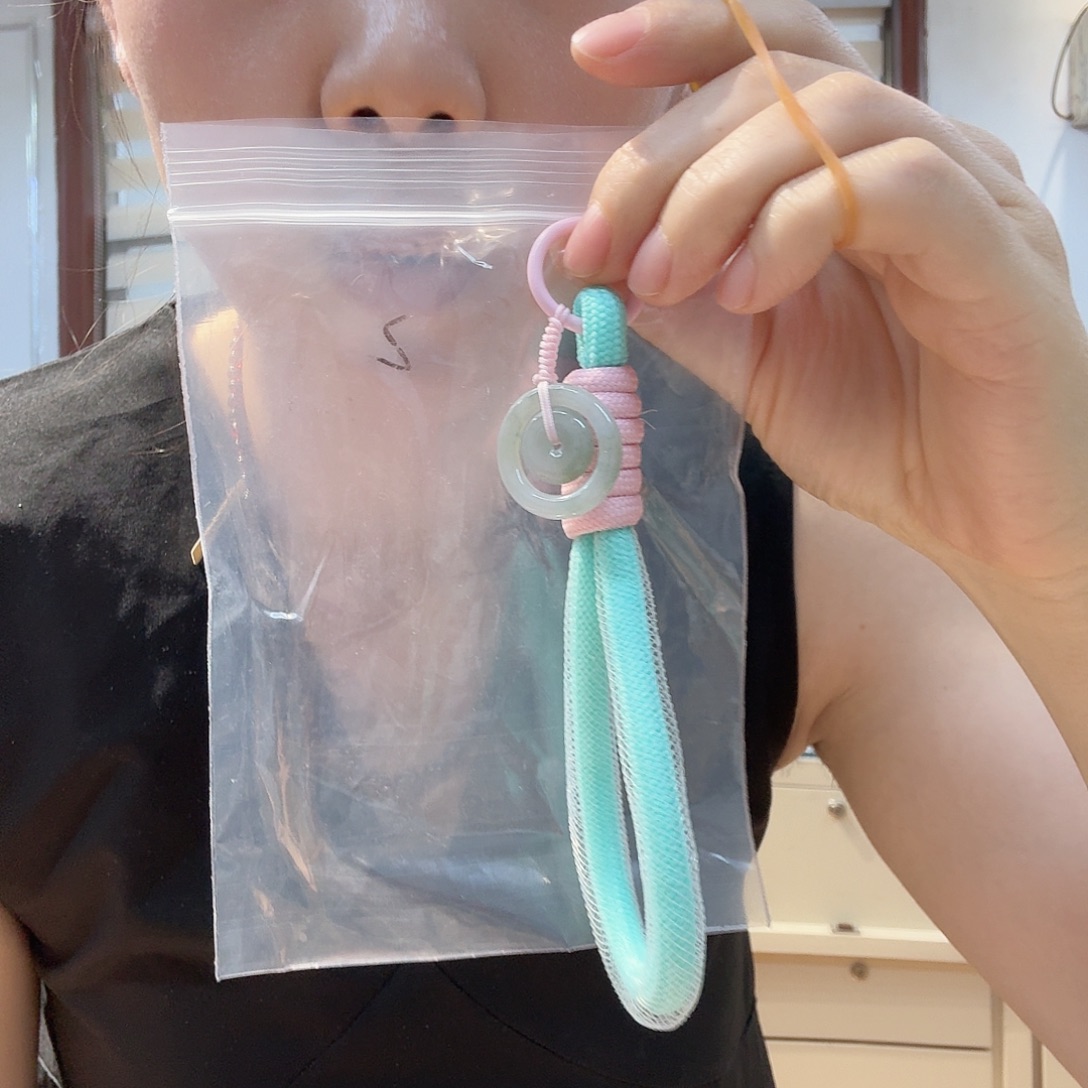 翡翠未镶嵌颈饰好运连连