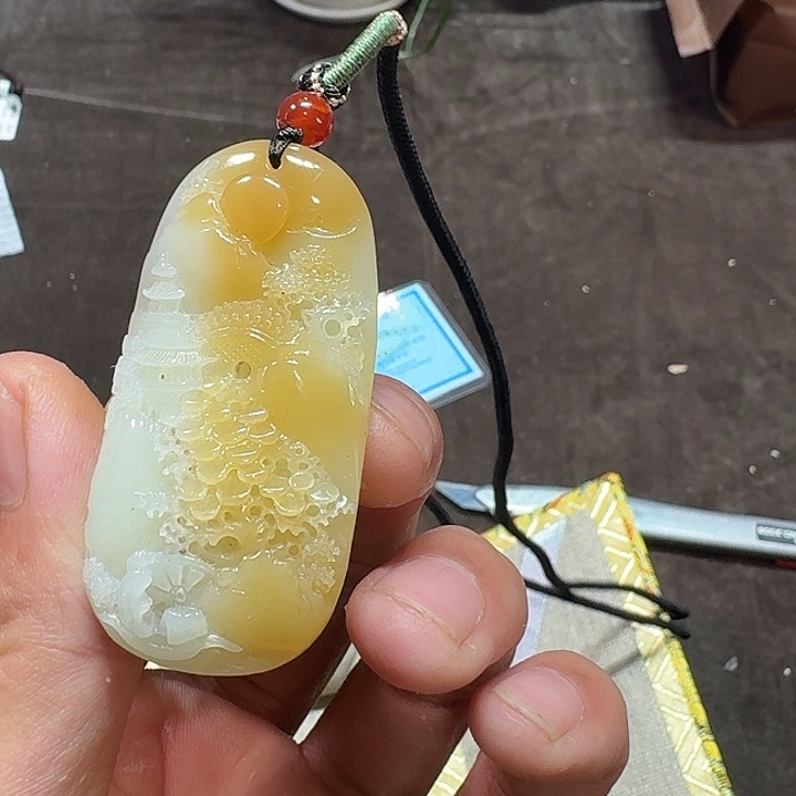 未镶嵌和田玉挂件