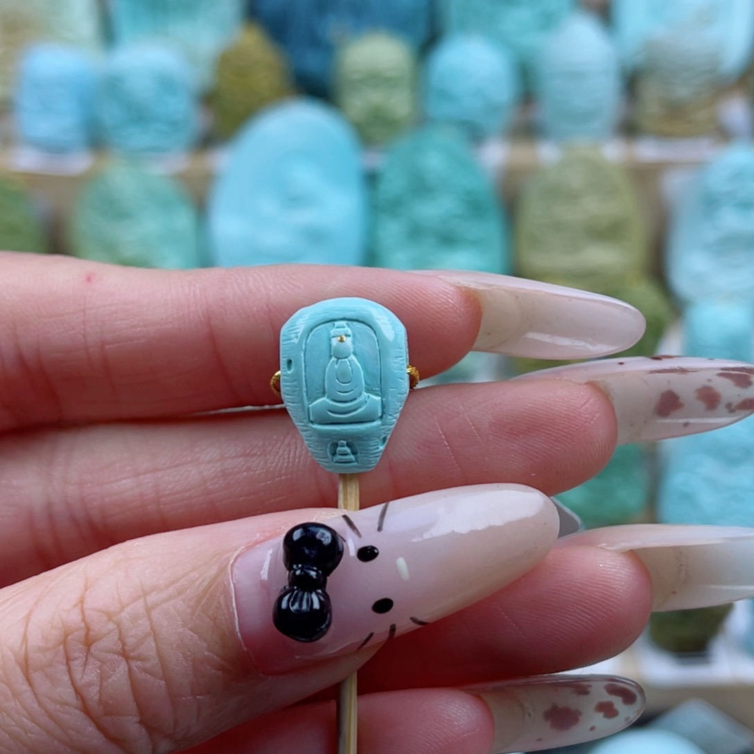 绿松石未镶嵌珠宝奇石