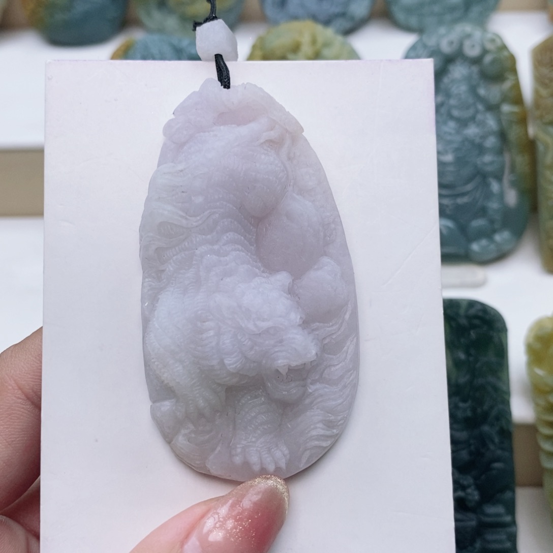 未镶嵌定制翡翠虎
