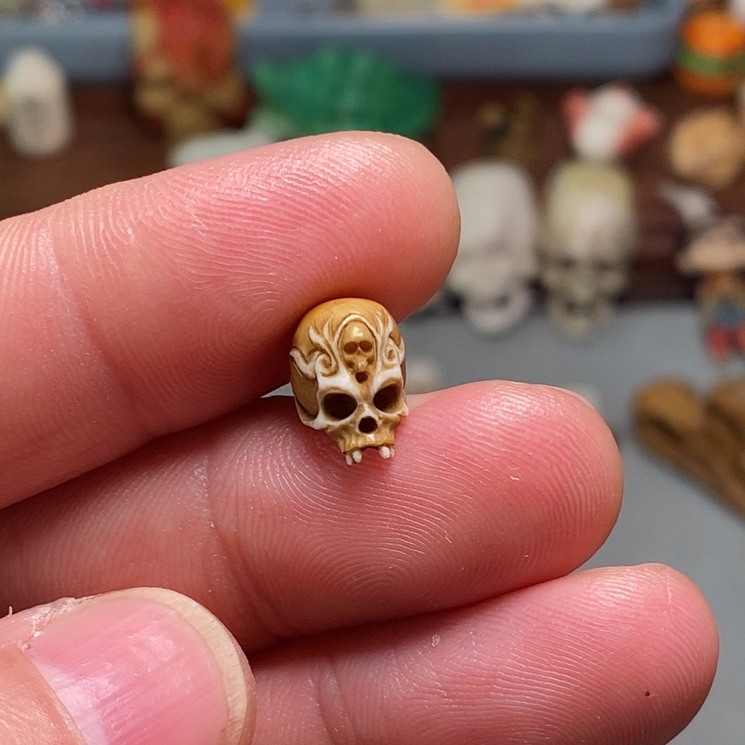 吉***丁菩提籽类手串配饰骷髅隔珠鬼奴8mm