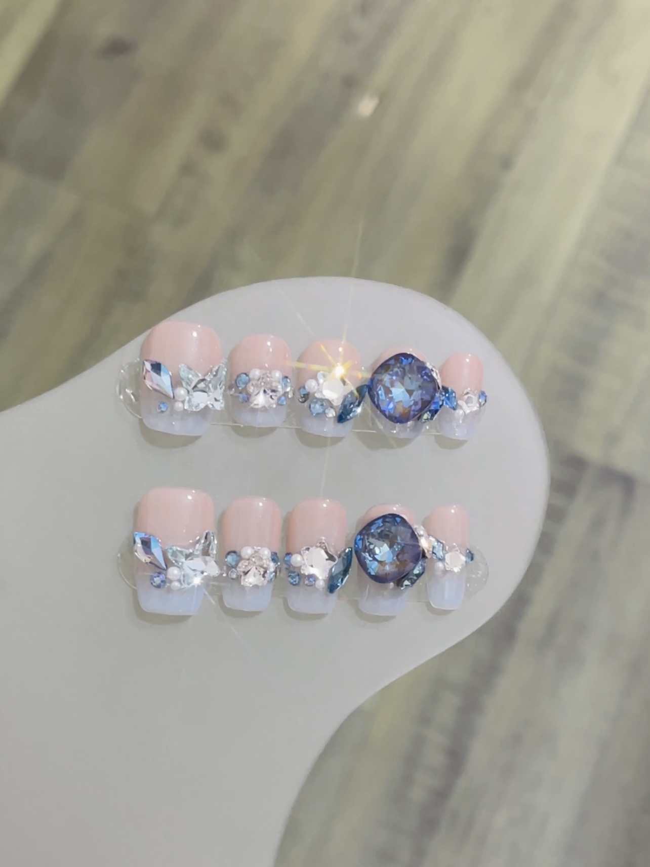 【冰川世界】施华洛华子高级可拆卸式穿戴甲