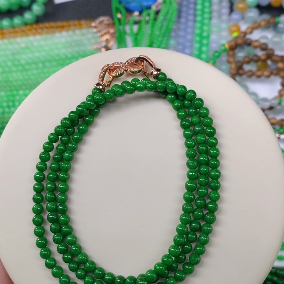 颈饰未镶嵌翡翠缅甸天然翡翠辣绿小米珠项链4