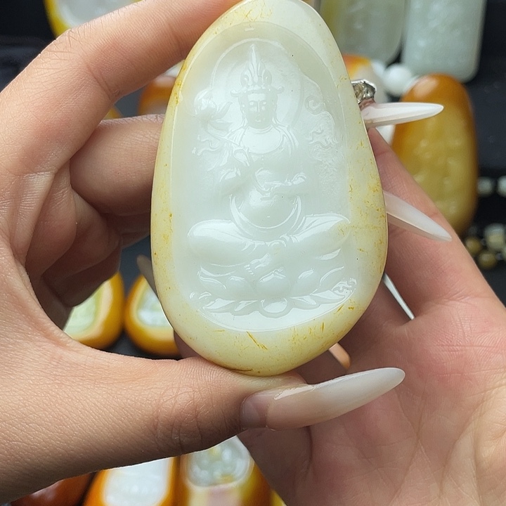 和田玉未镶嵌颈饰