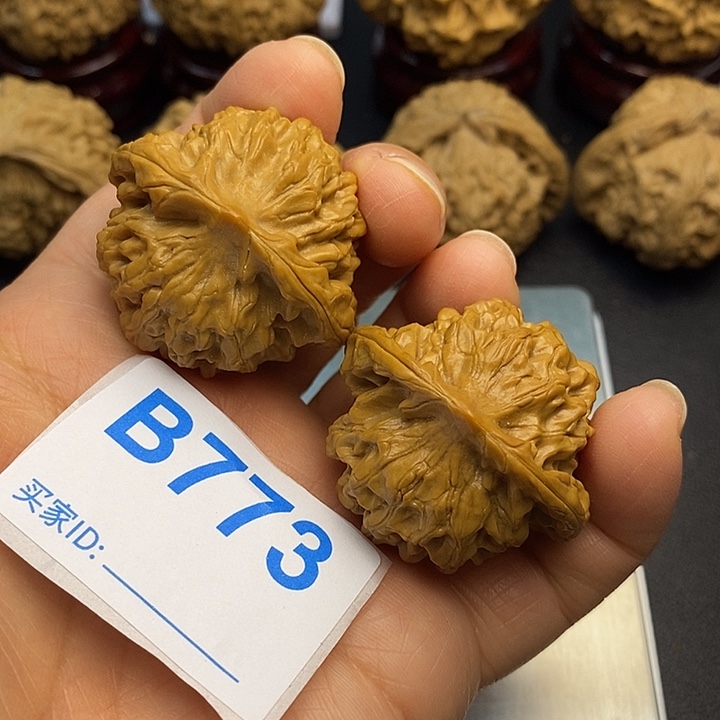 核桃秦闷3.9，有修