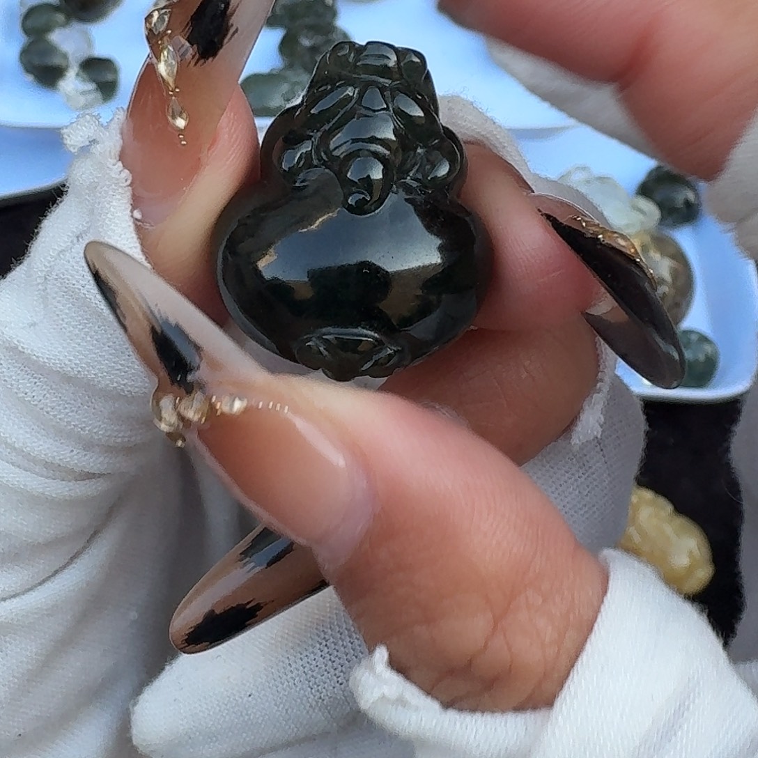 子***歌水晶手链未镶嵌看价