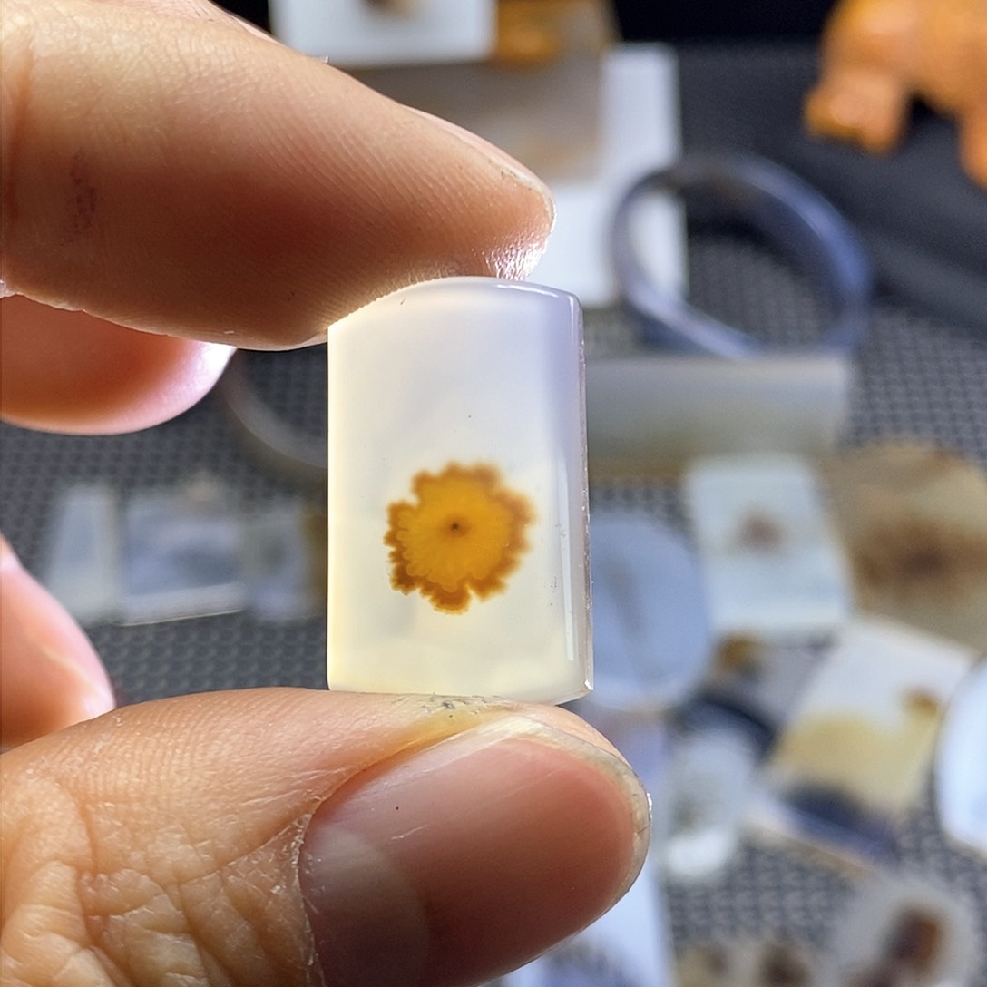 玛瑙/玉髓珠宝奇石未镶嵌微****髓