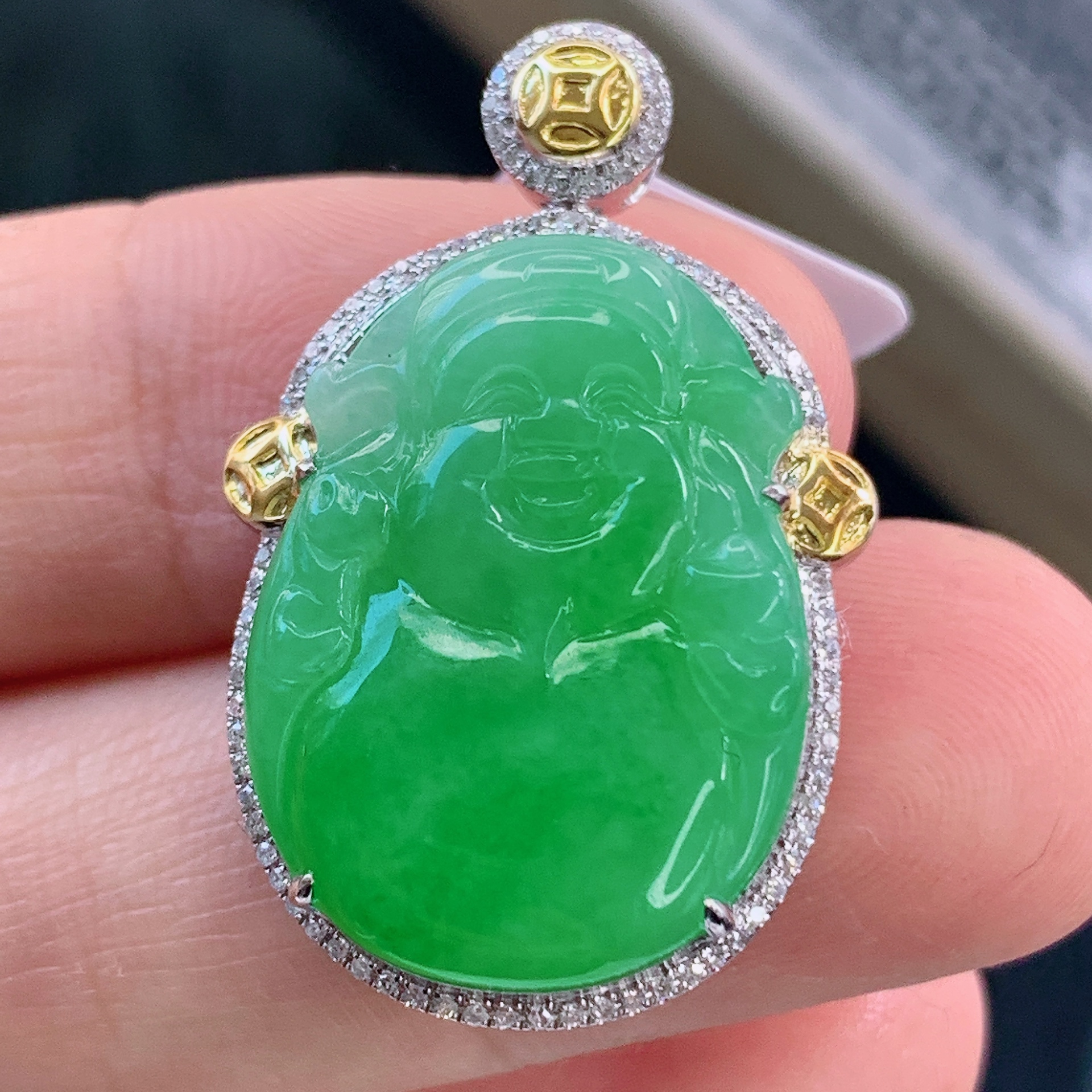 天然缅甸A货翡翠满绿财爷爷镶嵌18k金吊坠