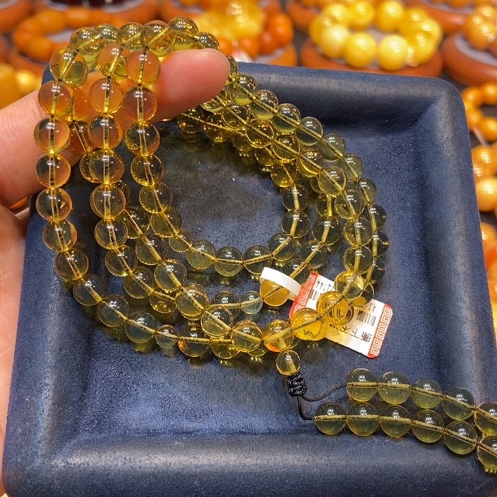 琥珀颈饰未镶嵌蜜蜡