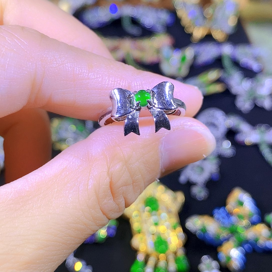 吊坠(不含链)银S925镶嵌翡翠