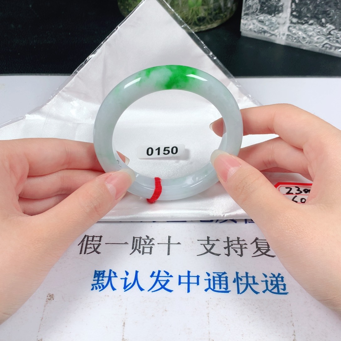 翡翠未镶嵌手镯60圈