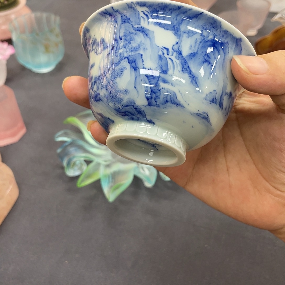 *****搪瓷杯子里还有很多东西
