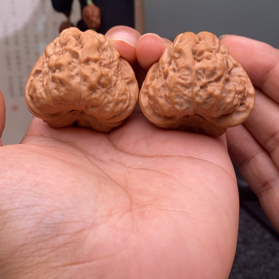 文玩核桃把件40蛤蟆头144