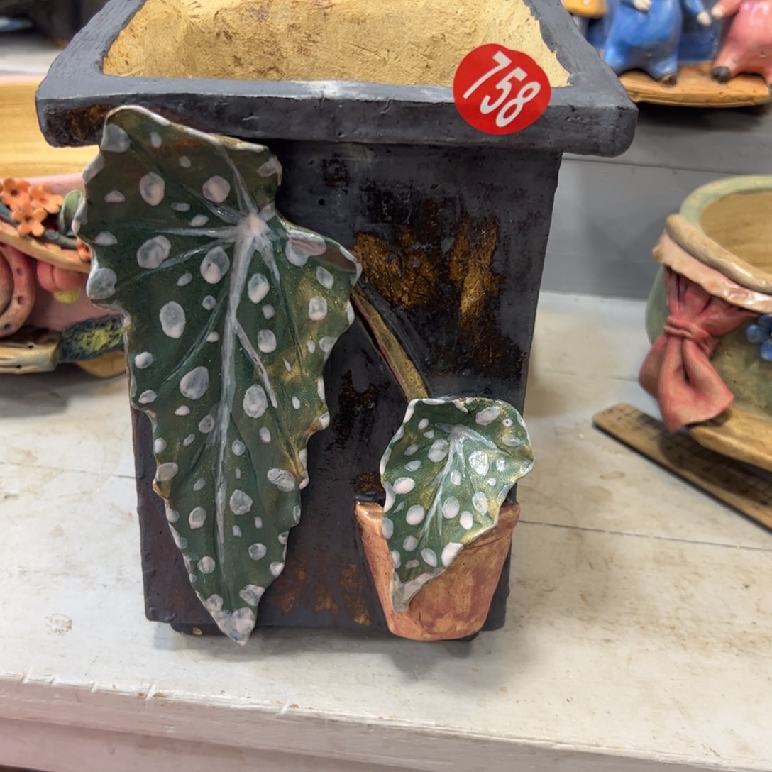 微瑕758 号陶然花器厂家直销