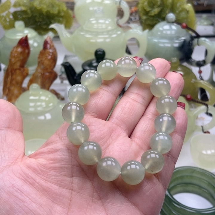 蛇纹石玉壶未镶嵌